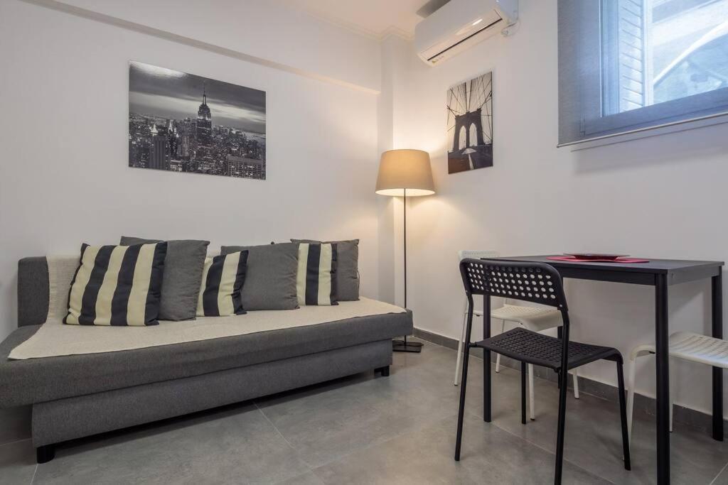 Hilton Area Brand New Comfortable Apartment Athènes Extérieur photo